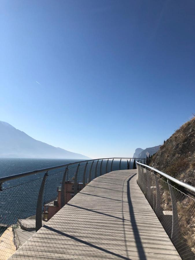 Un Balcone Sul Garda Tremosine Exterior foto